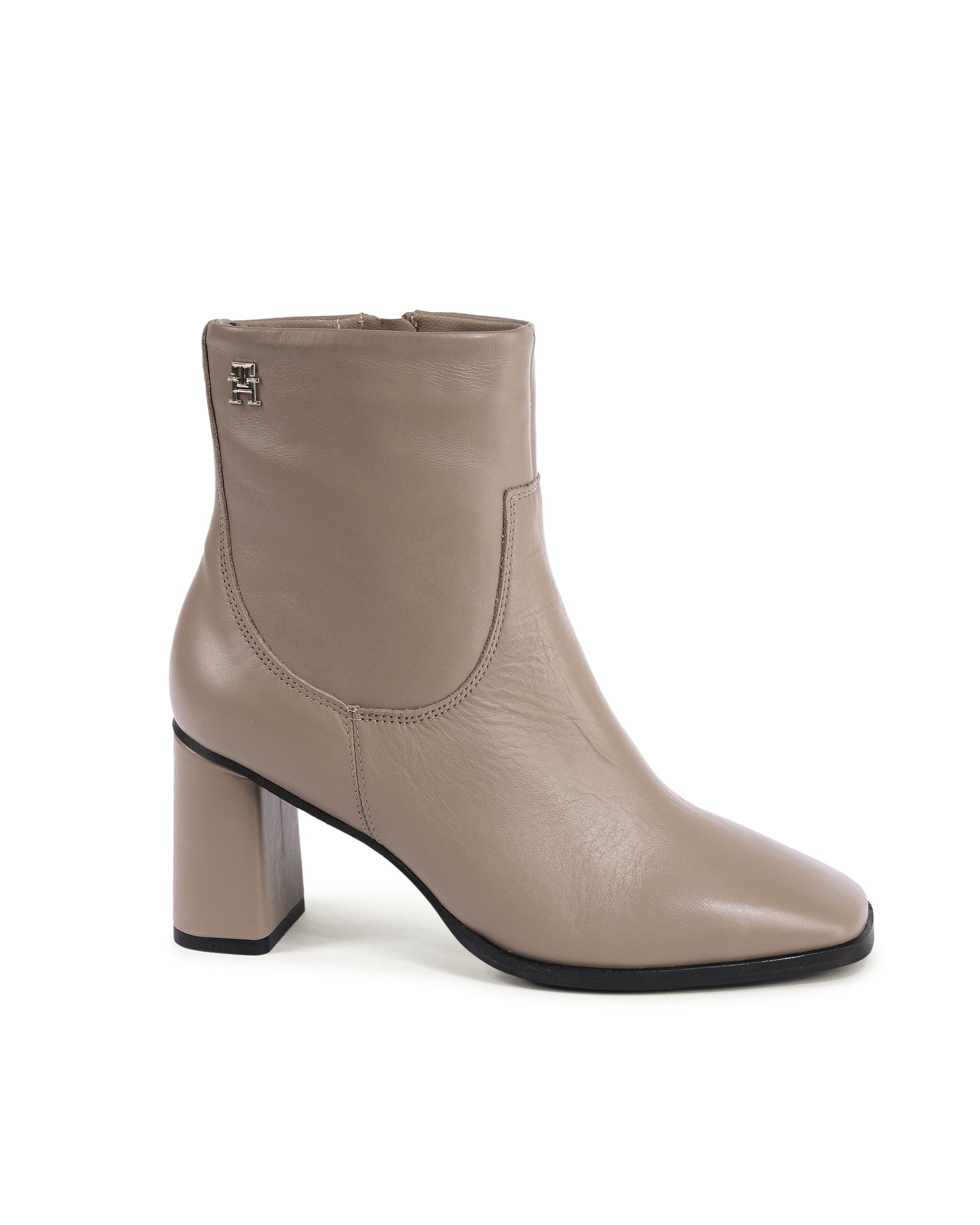 FW0FW06838GUP